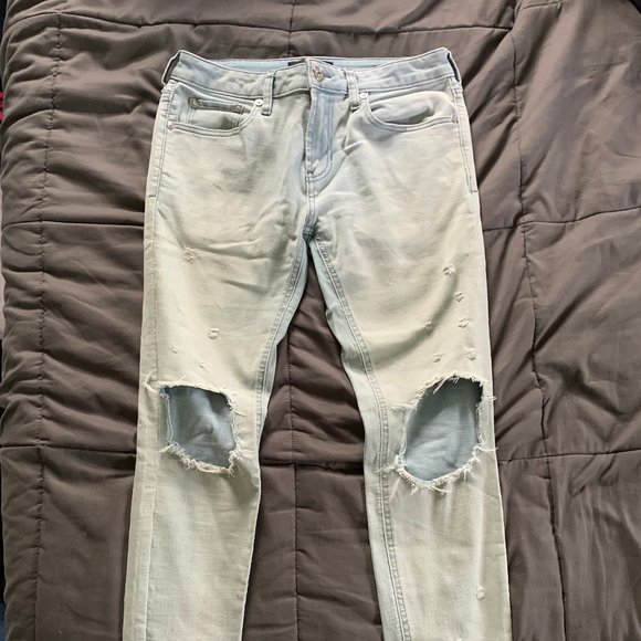 light wash jeans mens ripped